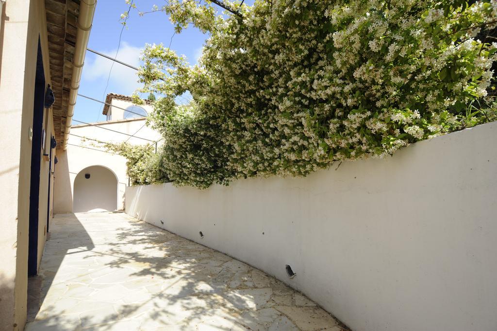 Aloasis Grimaud Exterior foto